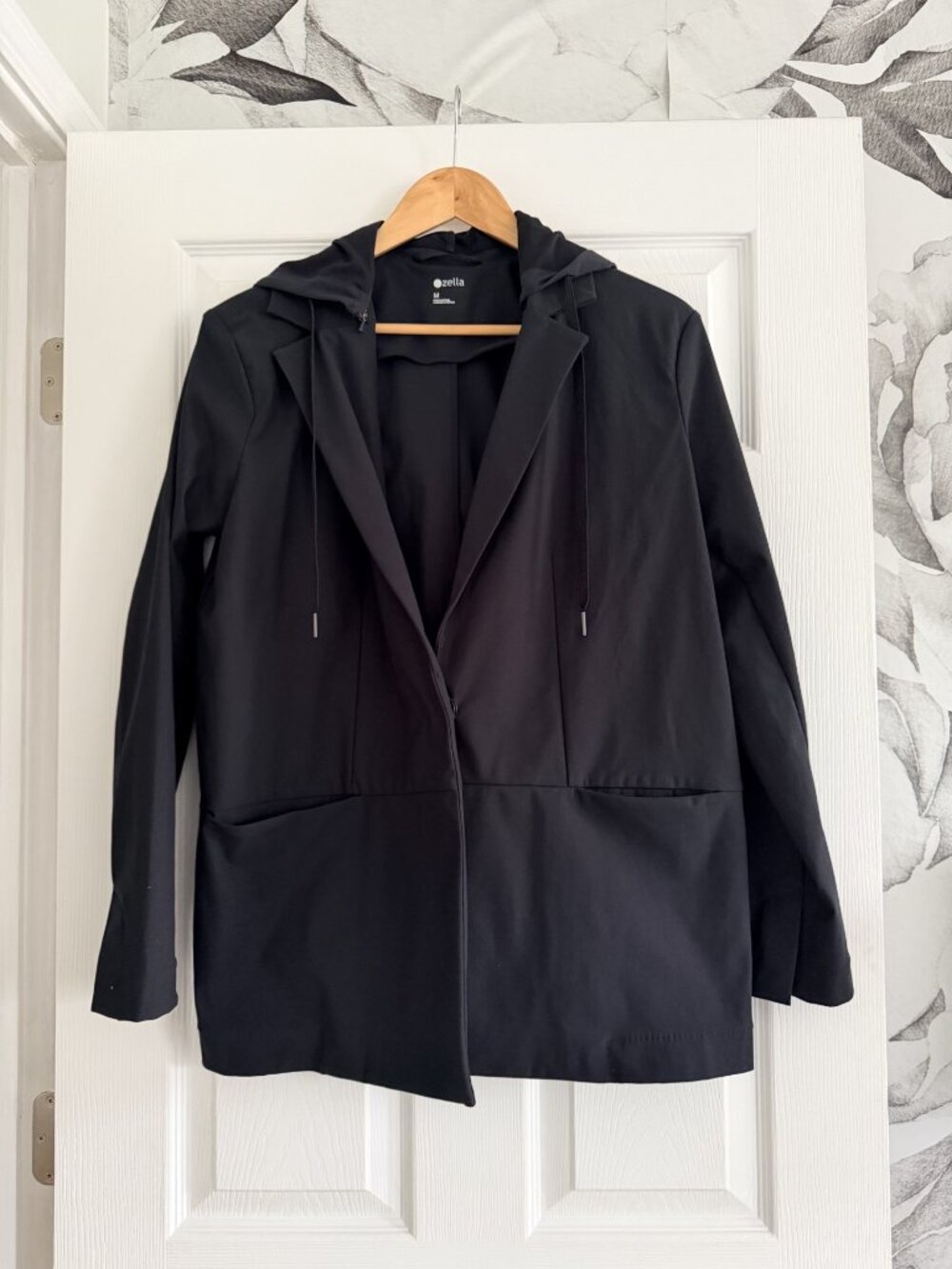 Zella Black Hooded Blazer Jacket Stretch Athleisure Size Medium M